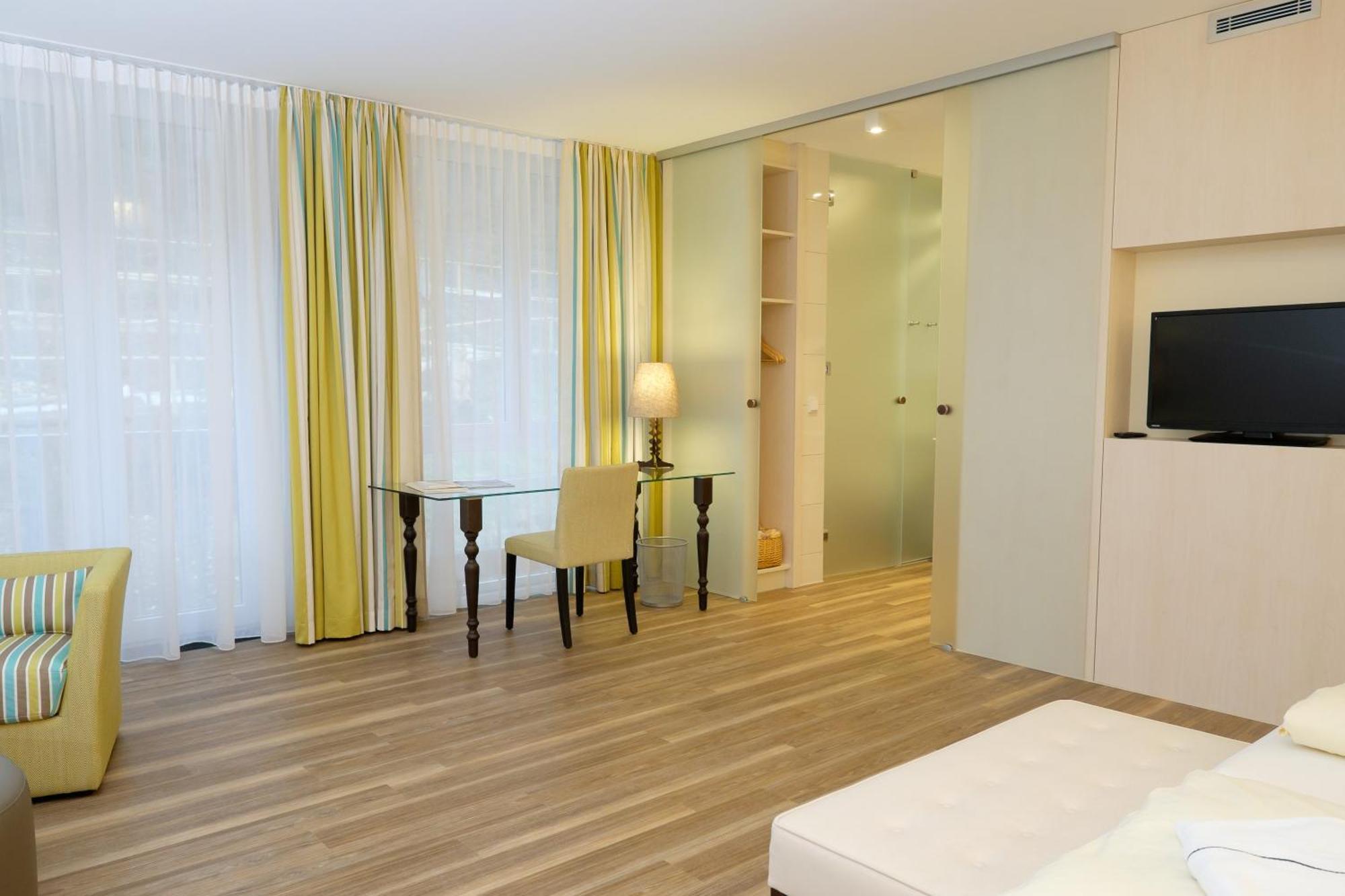 Hotel Baeren Titisee Стая снимка