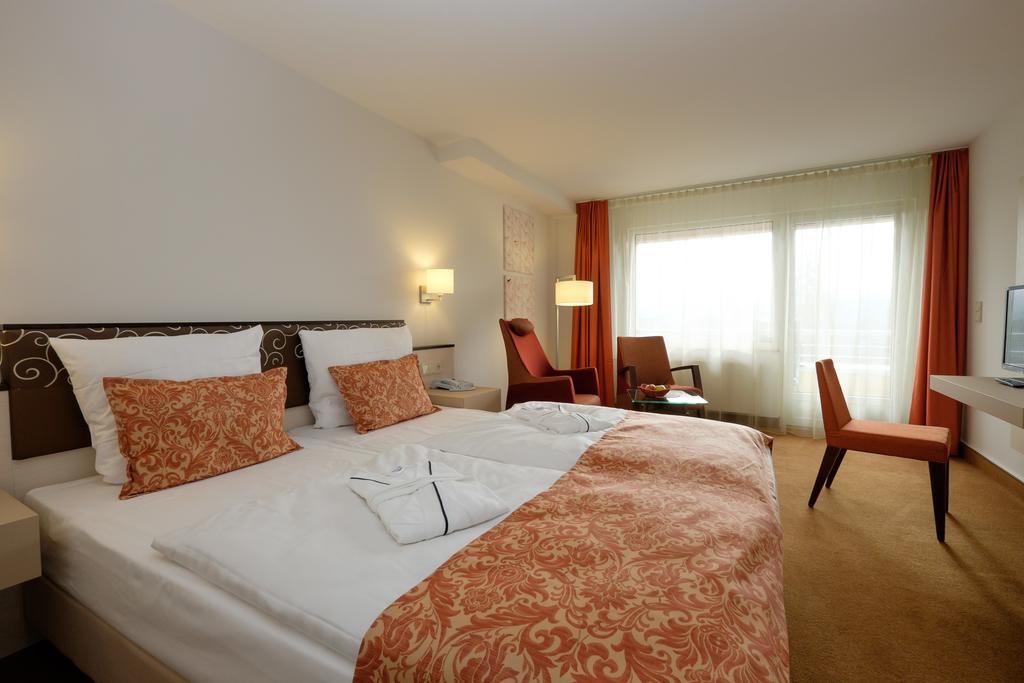 Hotel Baeren Titisee Стая снимка
